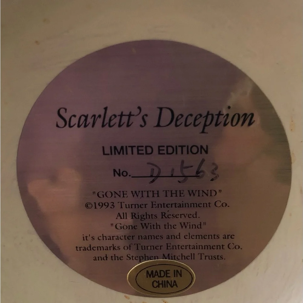 Previously owned Scarlet O’Hara Collectible from “Gone With The Wind” - Picture 3 of 8